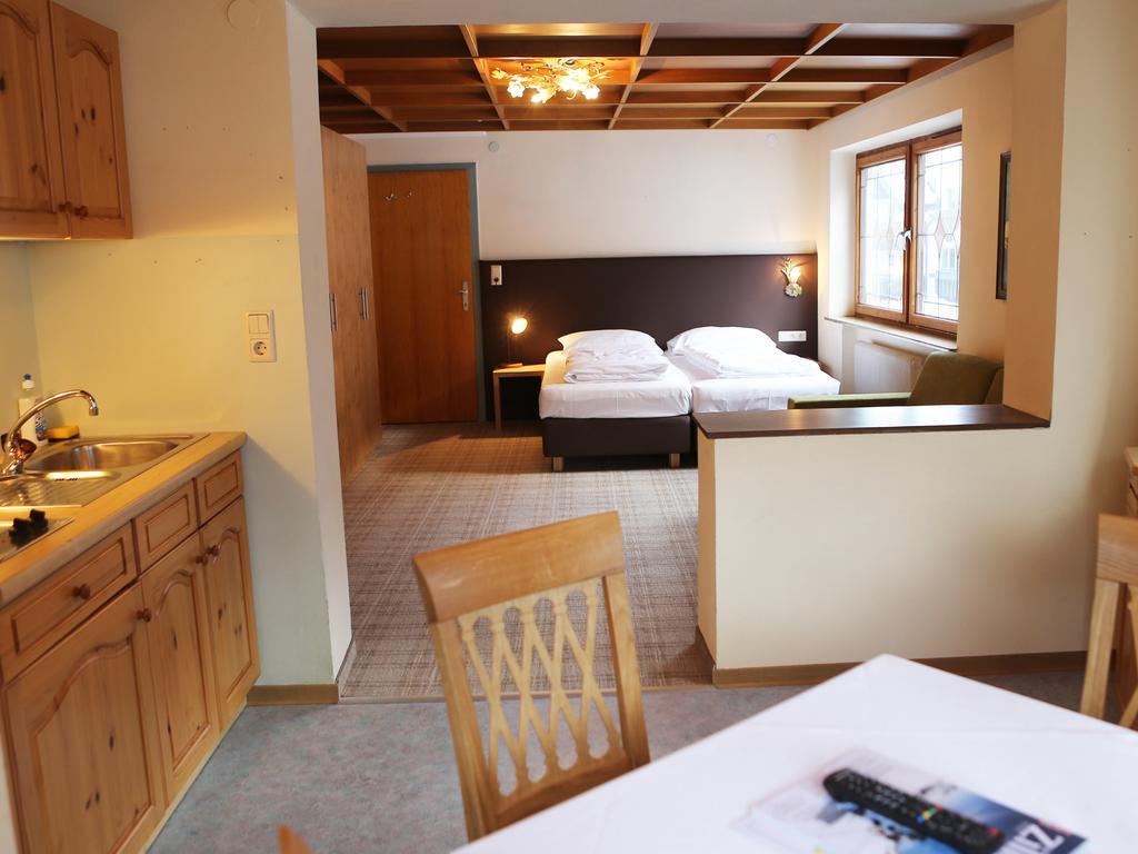 Gasthof Pension Madseiterhof Tux Quarto foto